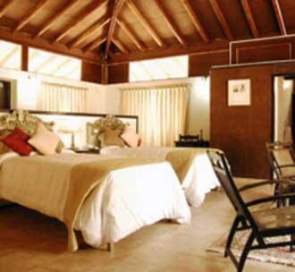 Tiger Hut Resort, Bandhavgarh 2
